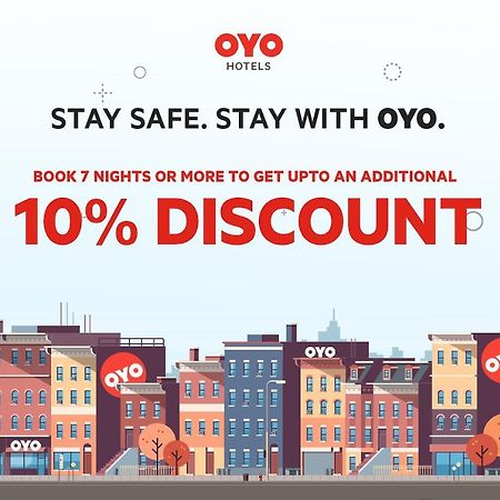 Oyo Hotel Burlington South Kültér fotó